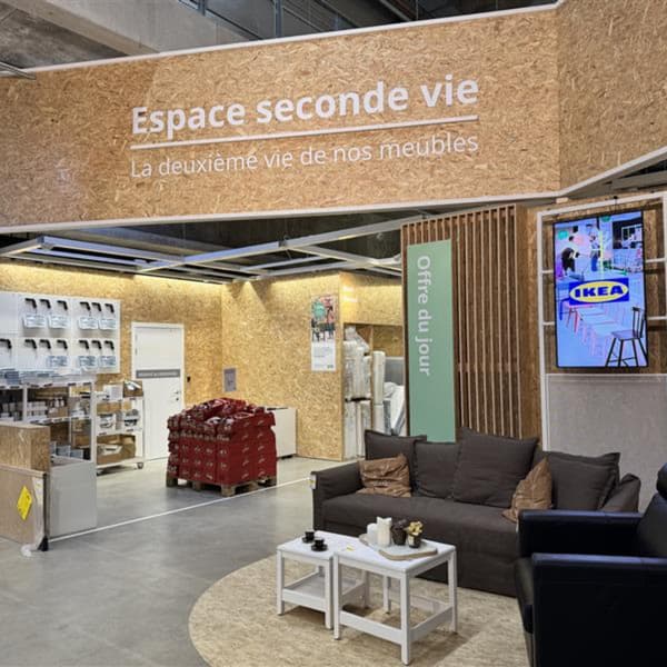 Second hand area