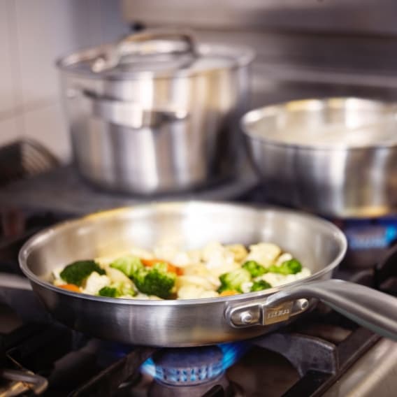SENSUELL series of pots and pans