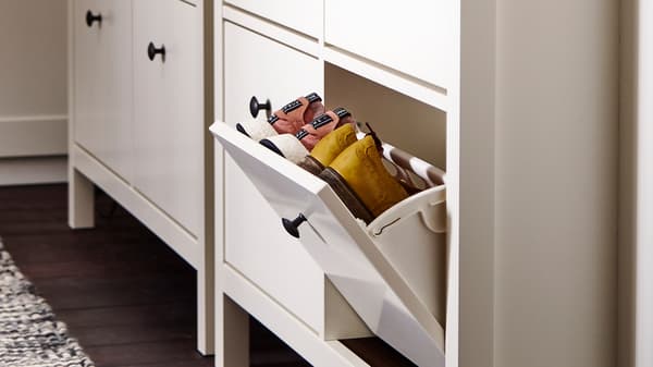 Seria HEMNES do przedpokoju