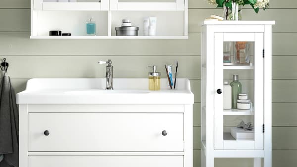 Série de salle de bain HEMNES.