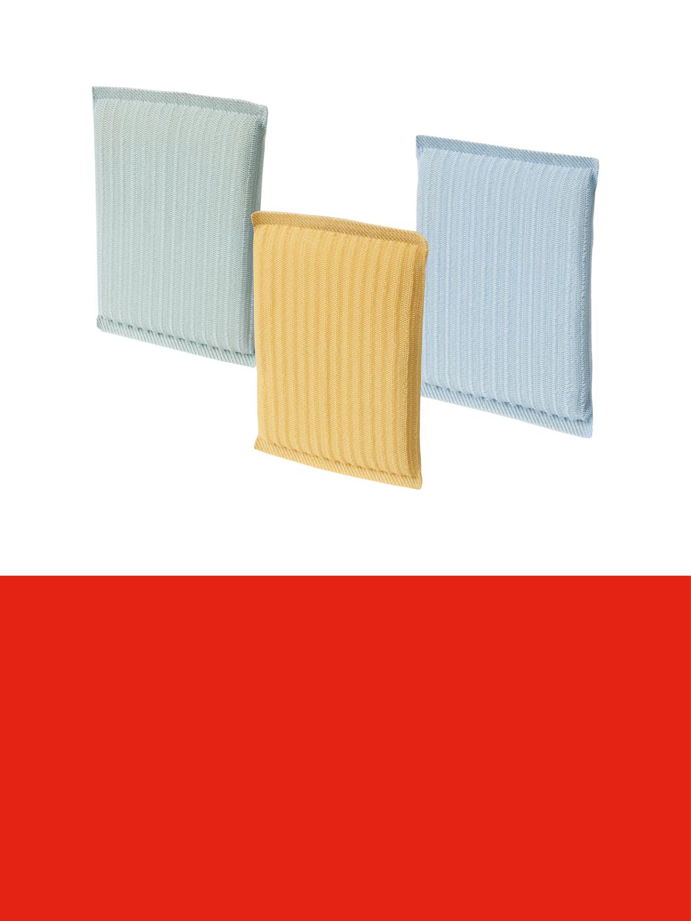 Set of three ribbed kitchen cloths in light green, yellow and light blue, displayed against a light background above a red promotional banner.