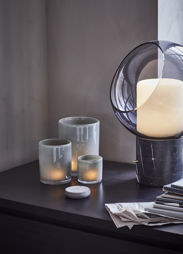Set the mood with dimmable lights to help create a relaxing atmosphere before bedtime.