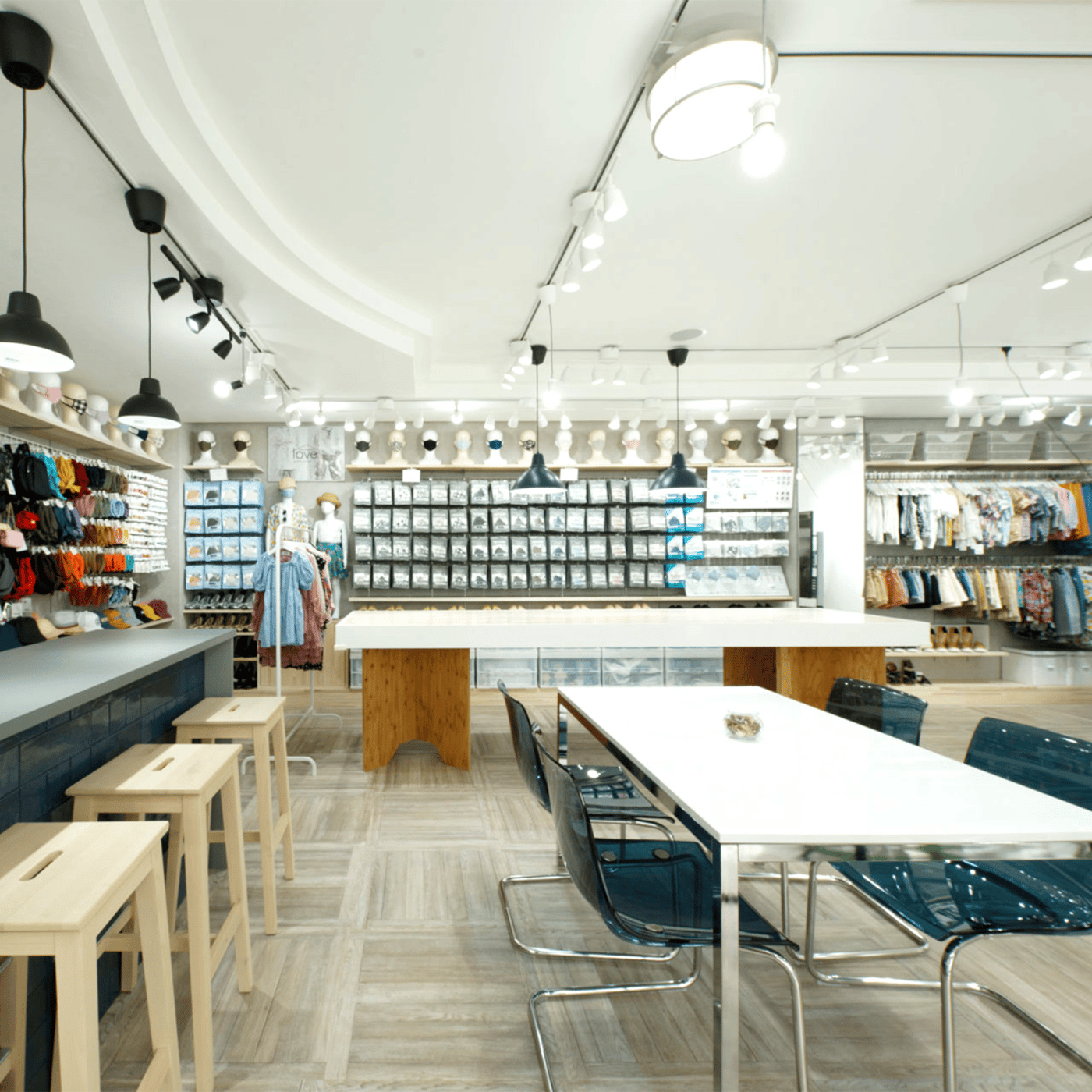 ショールームのセンター