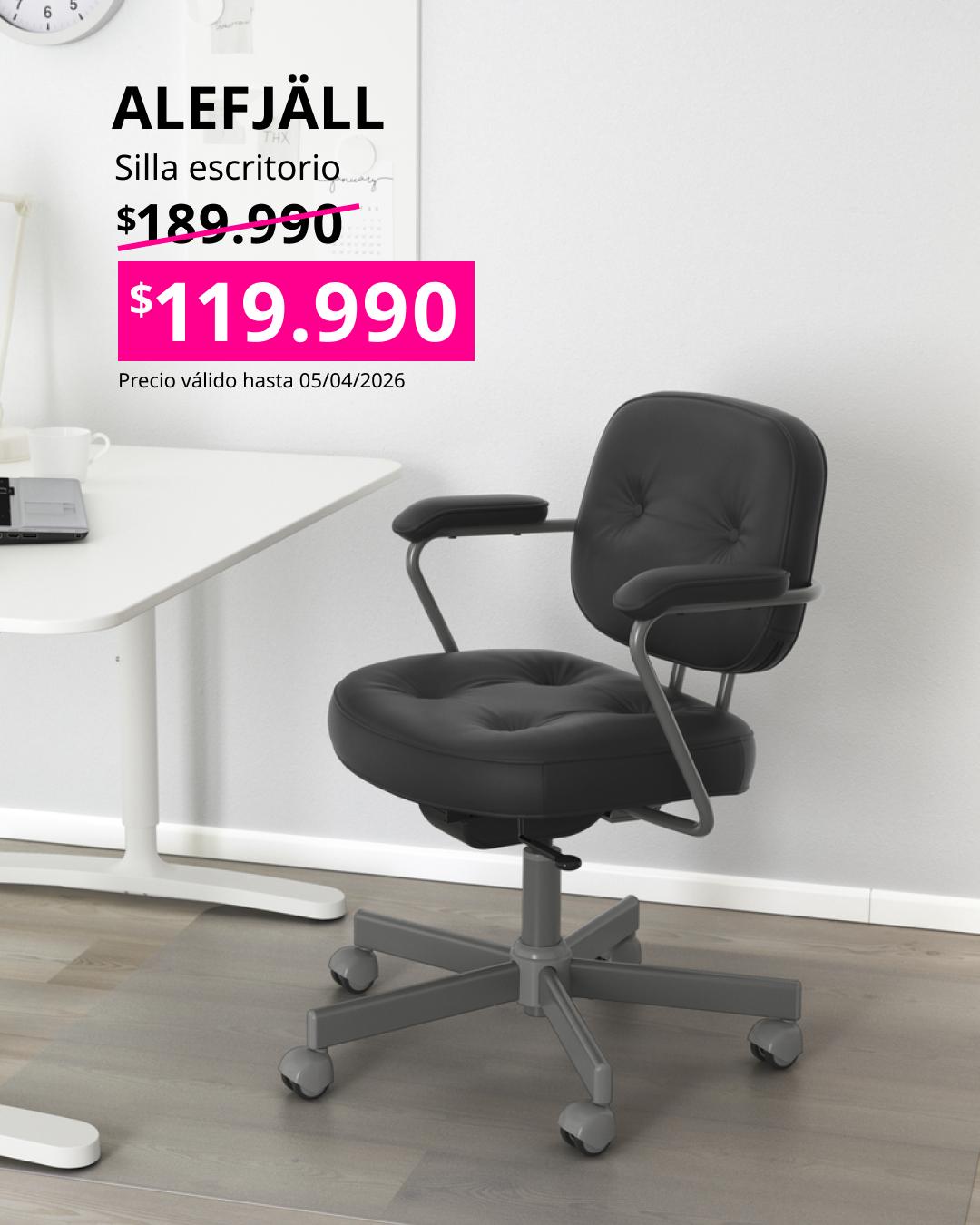 Silla de escritorio ALEFJÄLL tapizada en negro junto a un escritorio blanco. Texto muestra precio rebajado a $119.990 y el precio anterior tachado.
