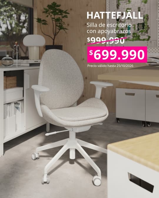 Silla de oficina HATTEFJÄLL con reposabrazos, tapizado Gunnared beige y estructura blanca.