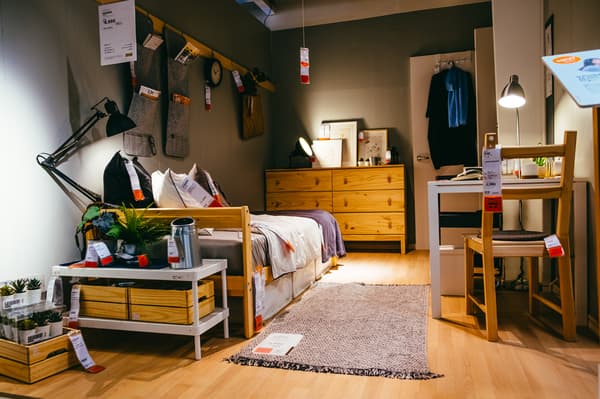 single bed room