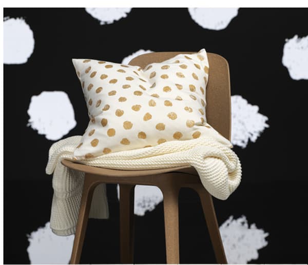 SKÄGGÖRT cushion cover White/gold | IKEA