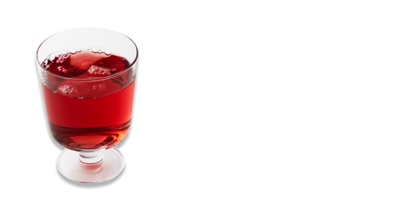 sklenička s nápojem