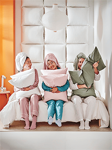 Sleep festival activity: Pyjamas party in-store