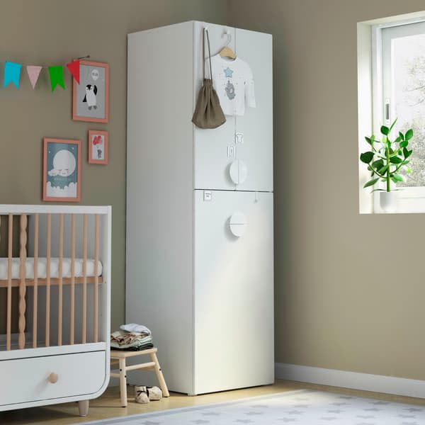 SMÅSTAD Garderobe med uttrekkbar enhet, hvit hvit/med garderobestang60x55x196 cm.