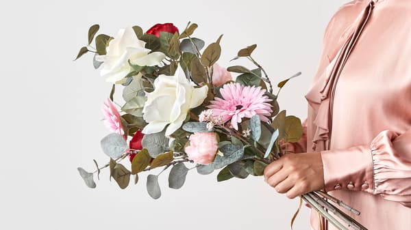 SMYCKA and FEJKA artifical flowers