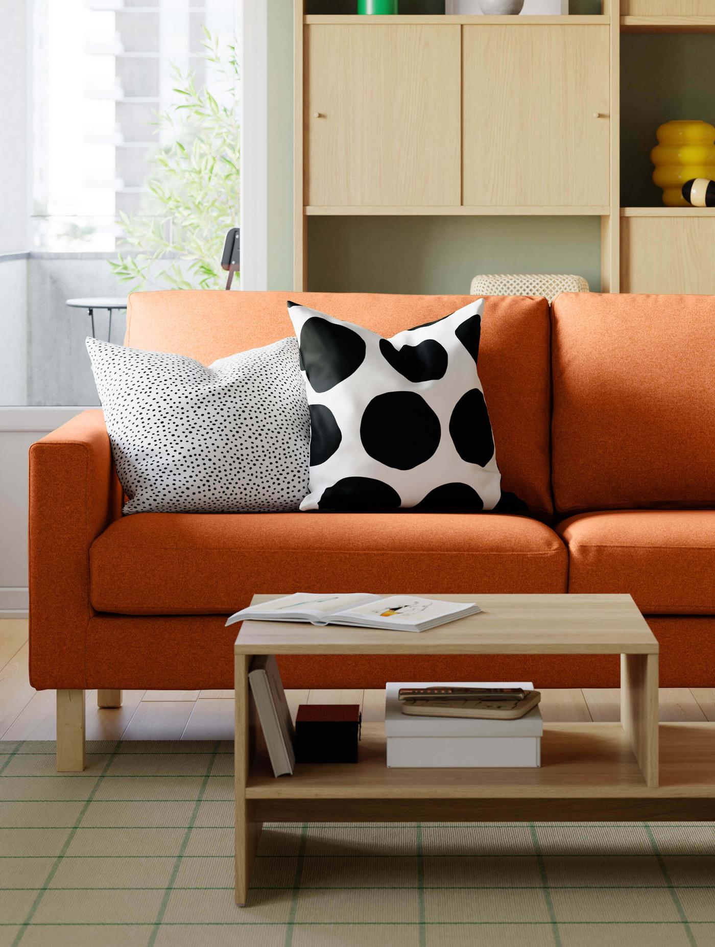 sofa naranja