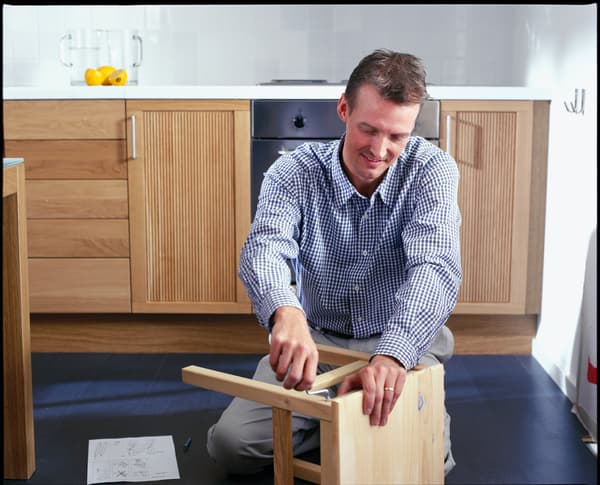Solicitud de tornillería IKEA 
