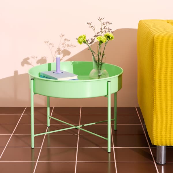 soporte para plantas verde