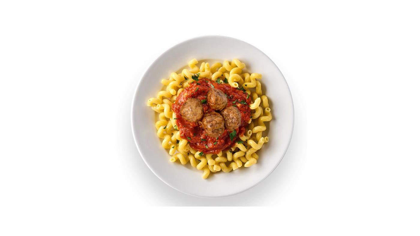 spiral pasta with marinara and meatballs