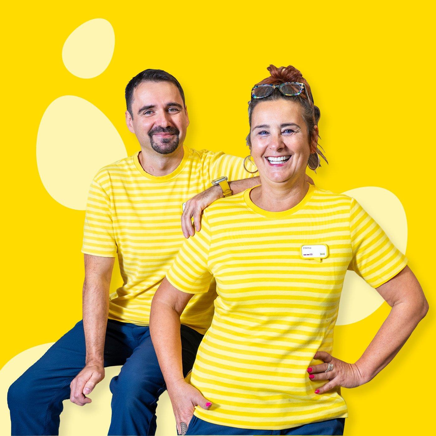 Šťastní zaměstnanci IKEA, co se těší na akce a události. 