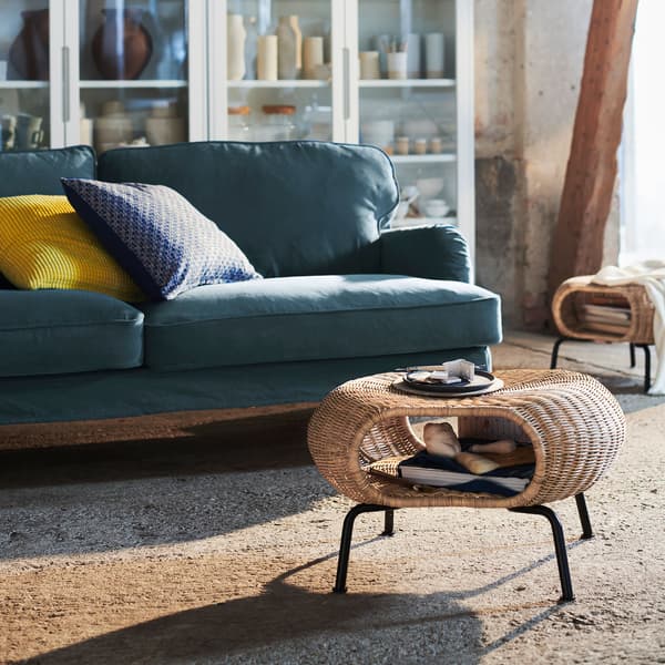 Stolička GAMLEHULT ručně vyrobená z rattanu