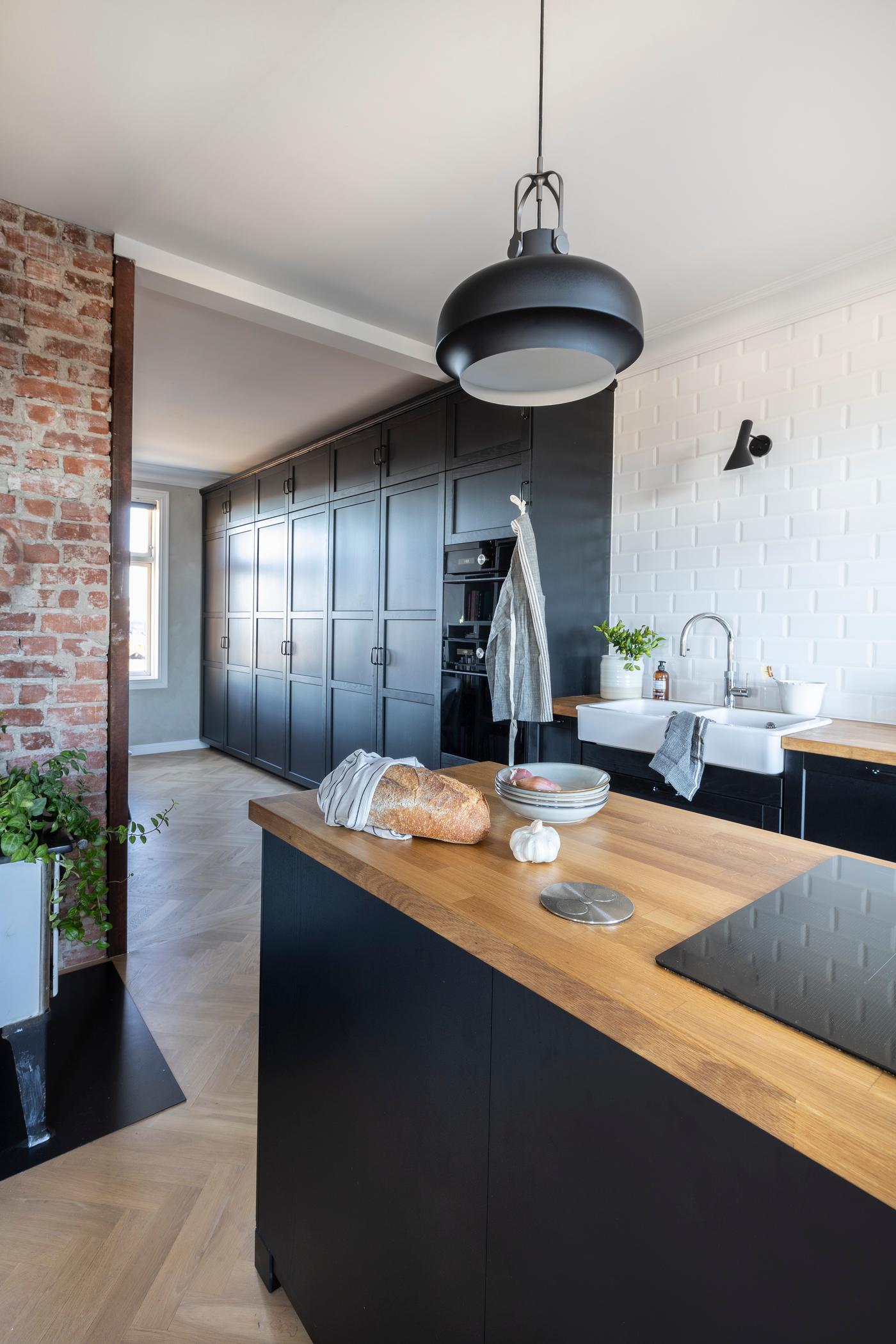 Stor kjøkkenløsning. 