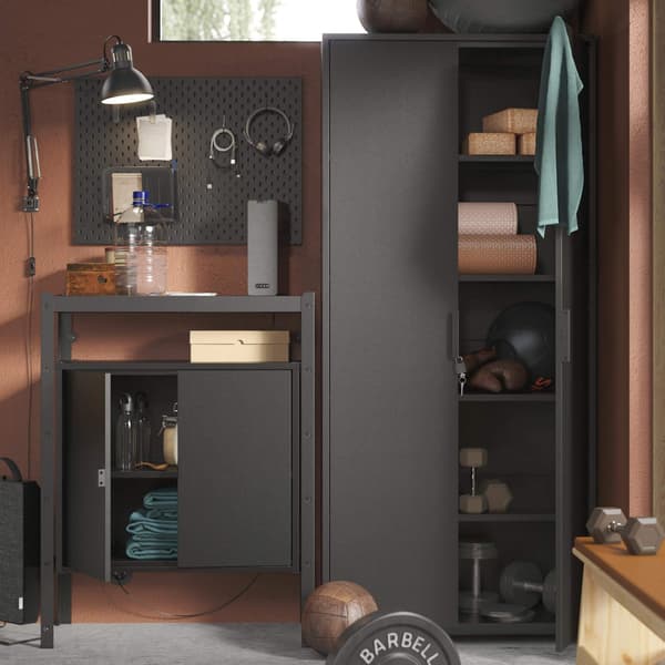 Storage cabinet