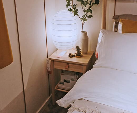 STORUMAN White Table & Floor Lamp