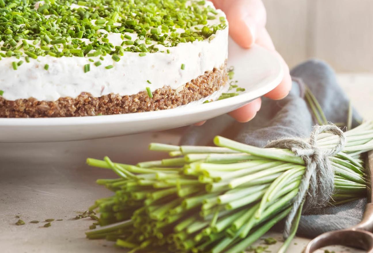 Švédský sleďový dort s pažitkou