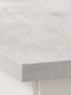 Svetlá laminátová kuchynská pracovná doska IKEA