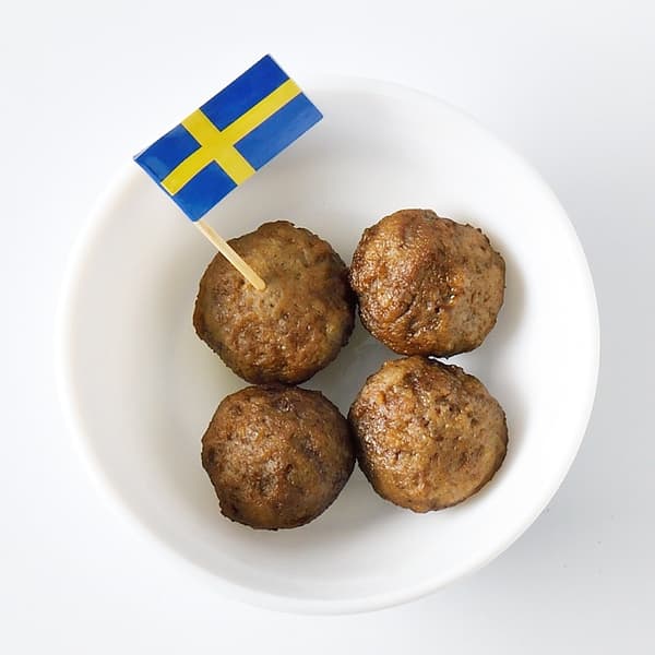 Swedish meatballs (Pork & Beef)
49 THB