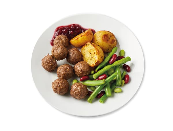 Swedish meatballs
Regular portion with roasted potatoes and mix beans