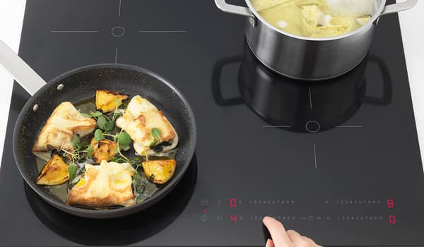 Tables de cuisson à induction IKEA, efficaces sur le plan énergétique