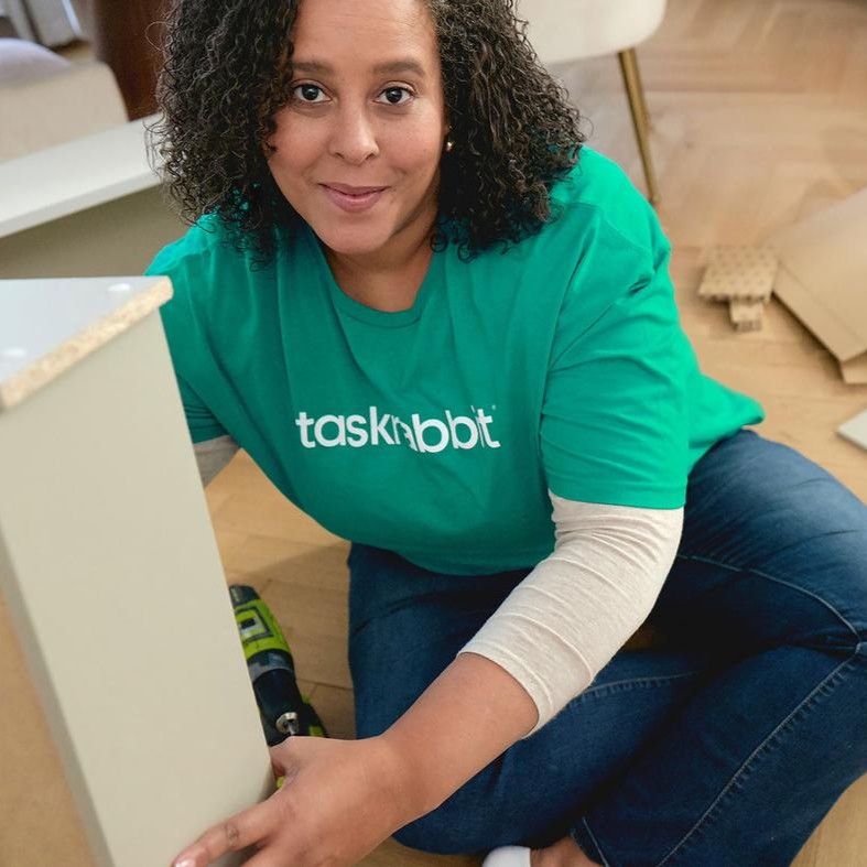 TaskRabbit coworker building furniture