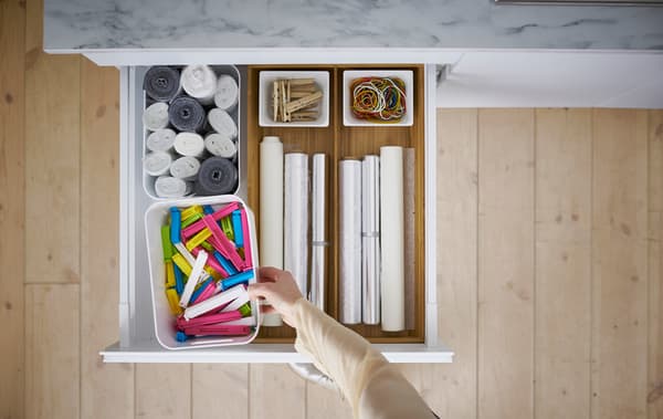 The art of organizing: A kitchen