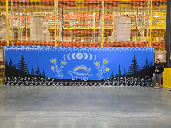 The IKEA Beauharnois Distribution Centre/Customer Distribution Centre (DC/CDC) commissioned local Indigenous artist Robin Tekaiakenhtha Marquis to transform an empty space in the warehouse into an impactful display of Indigenous art for co-workers and visitors to appreciate.  