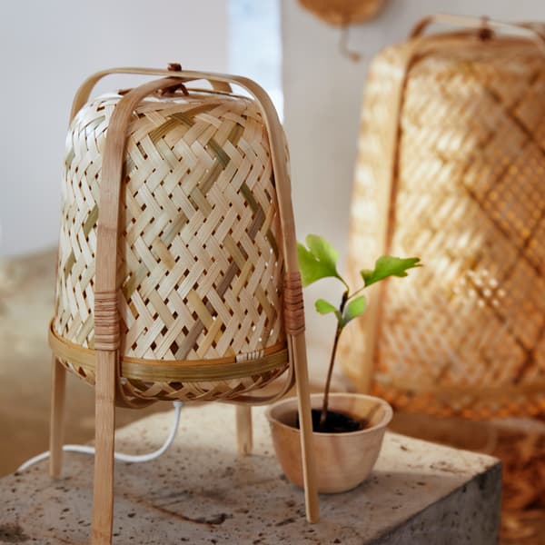 The IKEA KNIXHULT table lamp as a Christmas gift