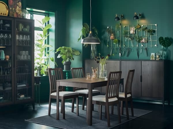 The table that grows to match the party