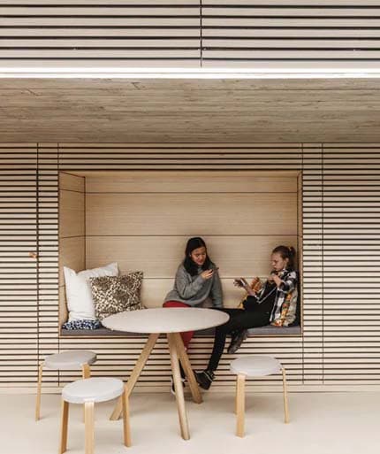 the-urban-living-room-at-the-red-cross-volunteer-house-in-copenhagen
