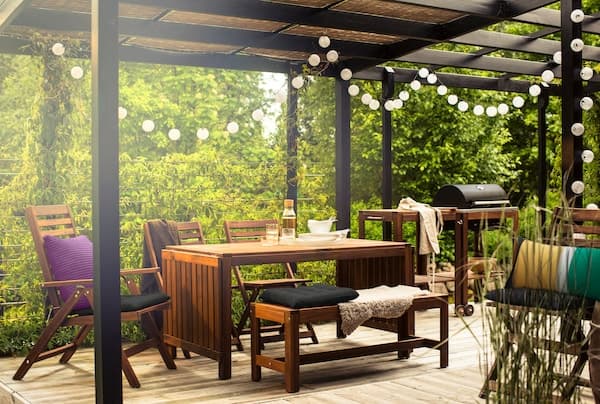 Tipps zum Möblieren eines größeren Außenbereichs