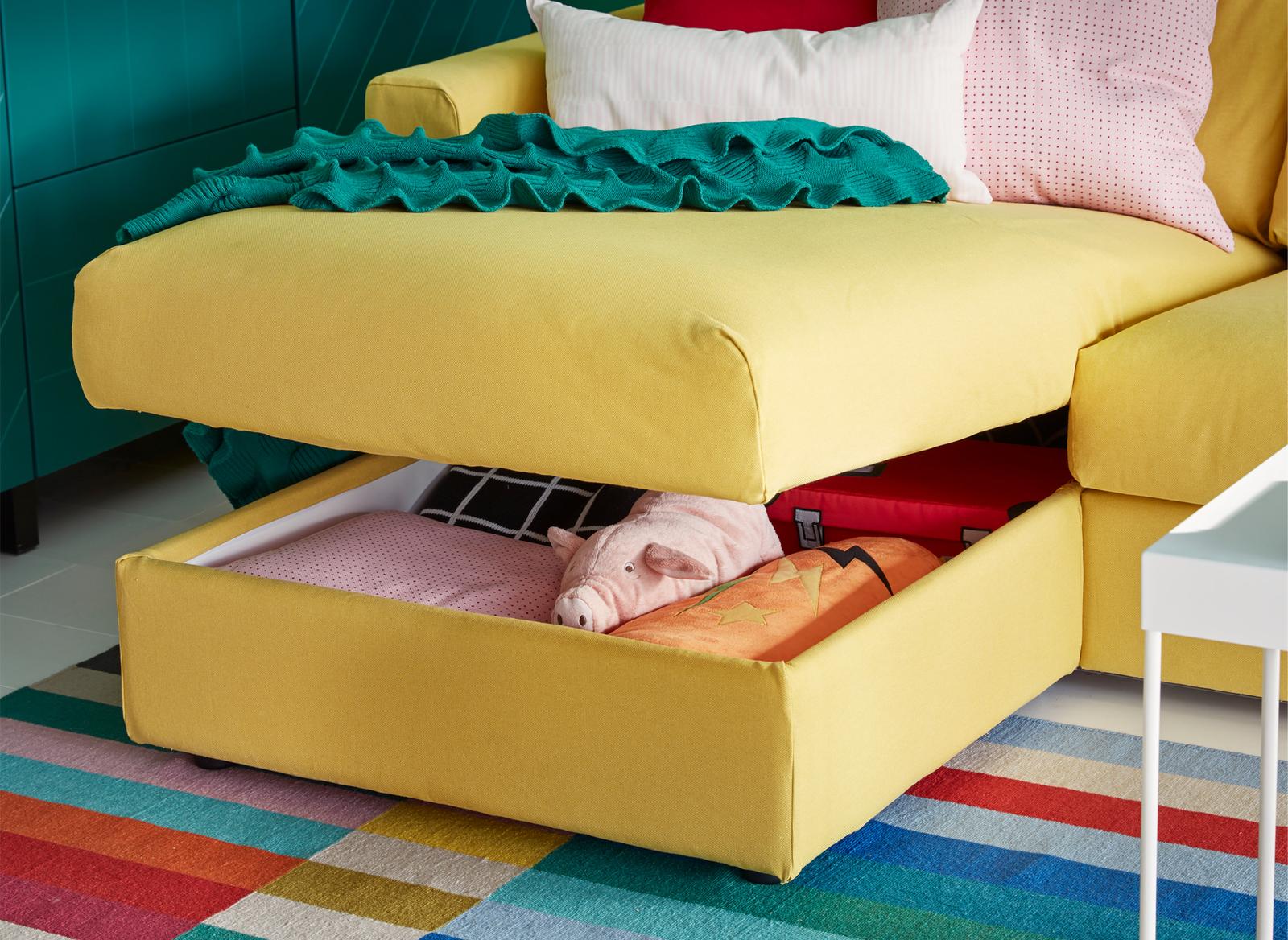 اجلب صيحة الألوان الزاهية الربيعية إلى غرفة جلوسك IKEA اجلب صيحة الألوان الزاهية الربيعية إلى غرفة جلوسك IKEA