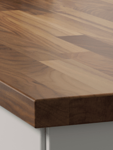 Tmavá dřevěná kuchyňská pracovní deska IKEA