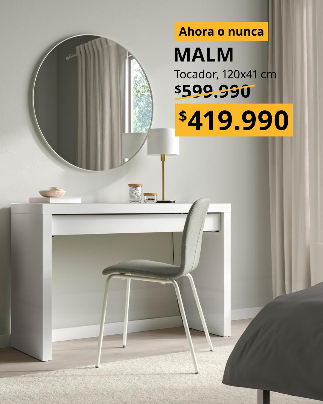 Tocador MALM blanco de diseño minimalista, con superficie amplia y almacenamiento integrado.