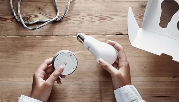 TRÅDFRI Fernbedienung in Verbindung mit LED Leuchtmittel