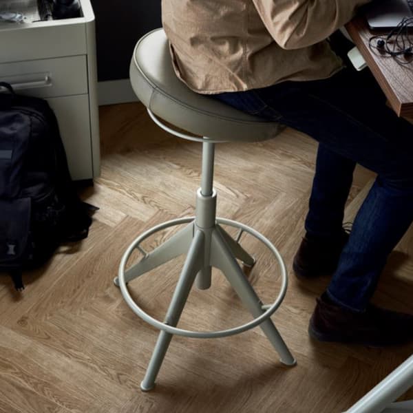 TROLLBERGET active sit-stand up desk.