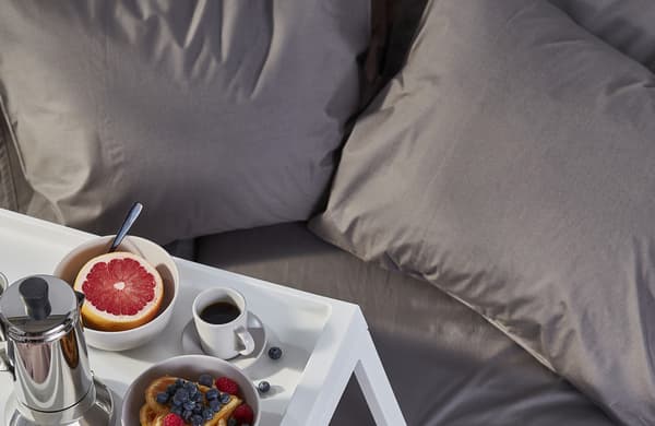 ULLVIDE queen sized bed sheet and pillowcase