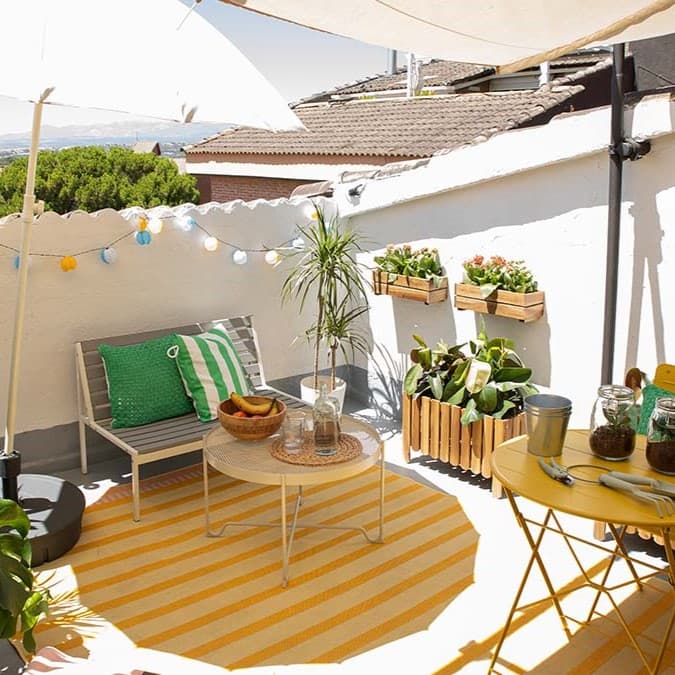 Un àtic petit amb espai per a tot!