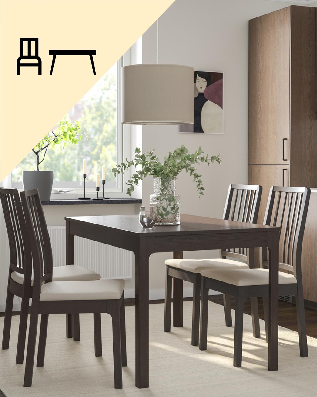 Un comedor con mesa para 4 puestos y en la parte superior izquierda de la imagen un tríangulo amarillo con íconos de comedor.