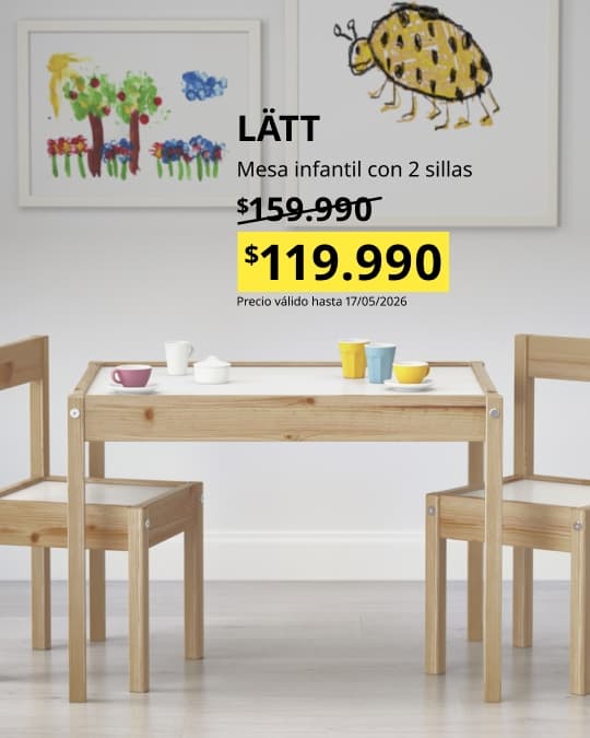 Un juego de mesa y sillas infantiles de madera LÄTT con su precio promocional de $119.990 hasta el 10 de mayo.