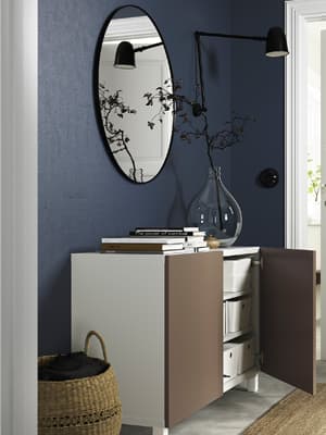 Un meuble de rangement BESTA