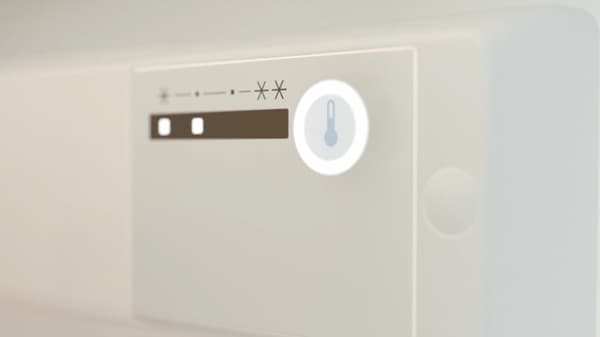 Un panneau de commande de réfrigérateur