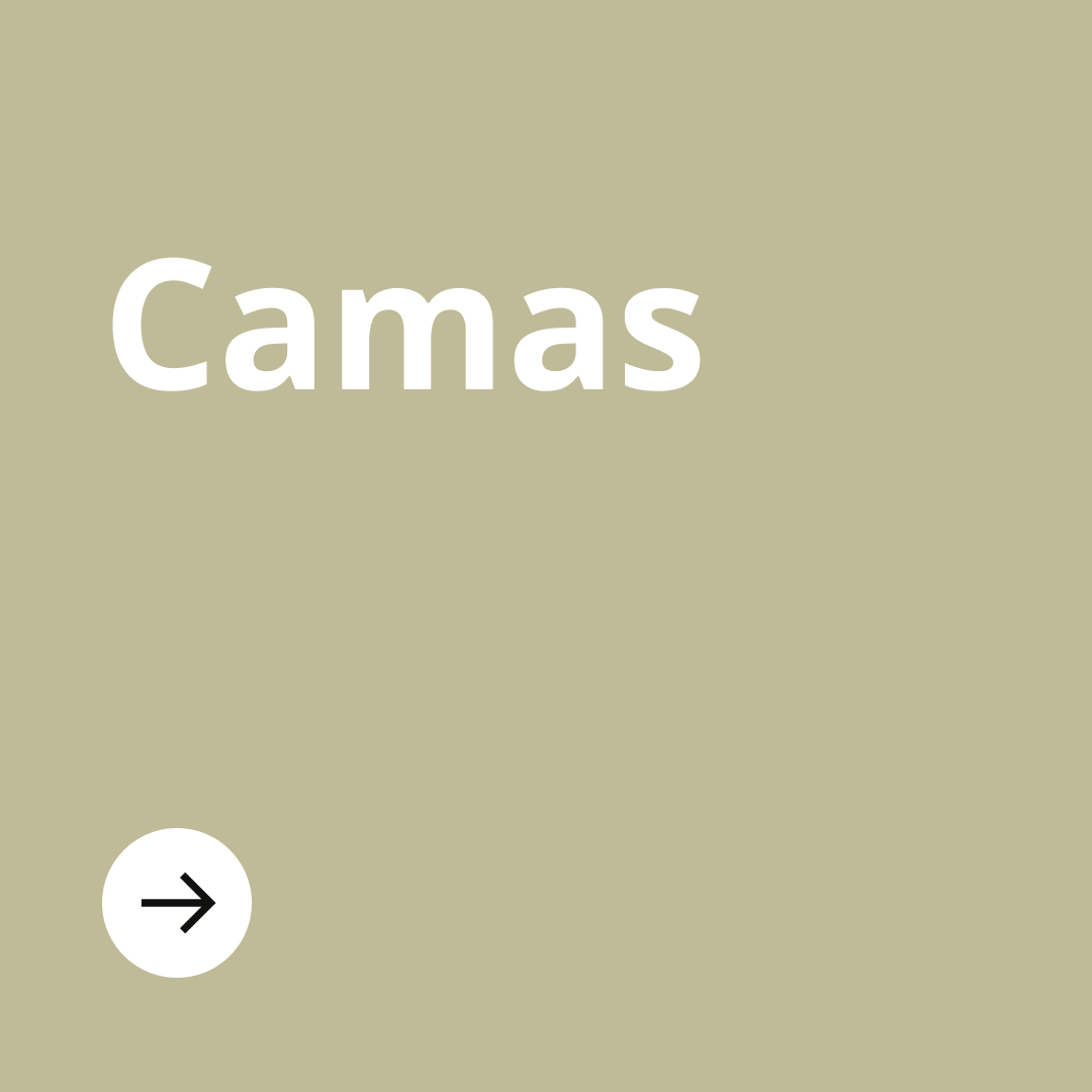 Una imagen de fondo verde olivo y la palabra "Camas", debajo un círculo blanco con una flecha negra