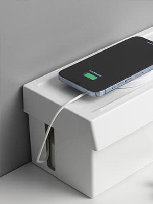 Une boîte de rangement parfaite pour cacher le fil de chargeur de téléphone portable.