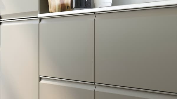 Une façade de tiroir UPPLÖV beige foncé mat